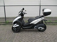 Piaggio mp3 - driewieler motorscooter - yourban 300 ie lt - motorfiets - afbeelding 1 van  12