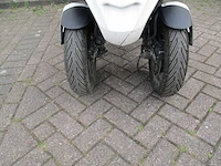 Piaggio mp3 - driewieler motorscooter - yourban 300 ie lt - motorfiets - afbeelding 7 van  12