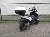 Piaggio mp3 - driewieler motorscooter - yourban 300 ie lt - motorfiets - afbeelding 10 van  12