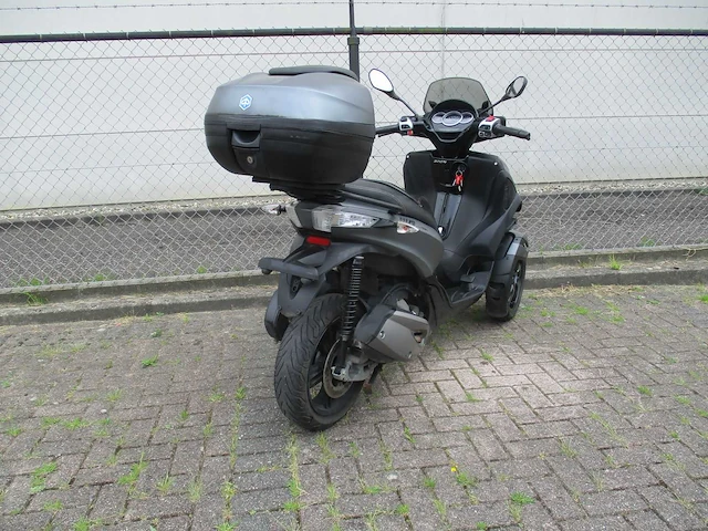 Piaggio mp3 - driewieler motorscooter - yourban lt 300 ie - motorfiets - afbeelding 9 van  11