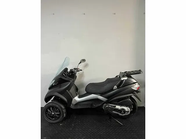 Piaggio mp3 400lt motorfiets automaat, 5818 - afbeelding 2 van  5