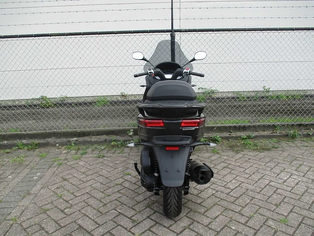 Piaggio mp3 500 hpe - business driewieler motorscooter - abs/asr - motorfiets - afbeelding 10 van  11