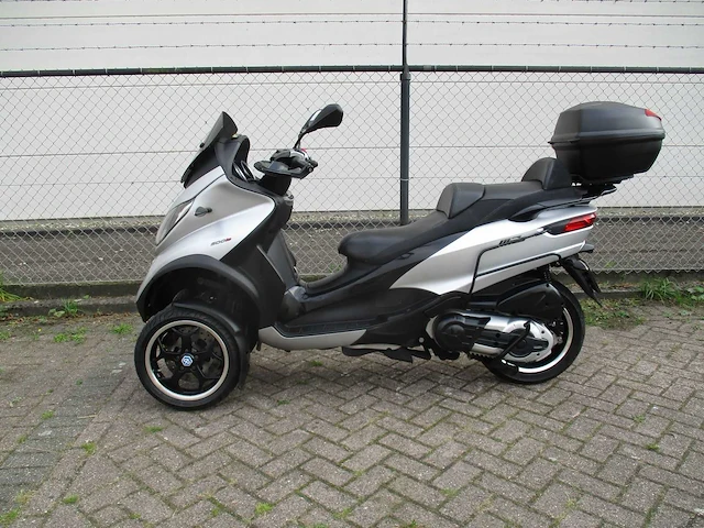 Piaggio mp3 500ie - driewieler motorscooter - abs/asr - motorfiets - afbeelding 1 van  15