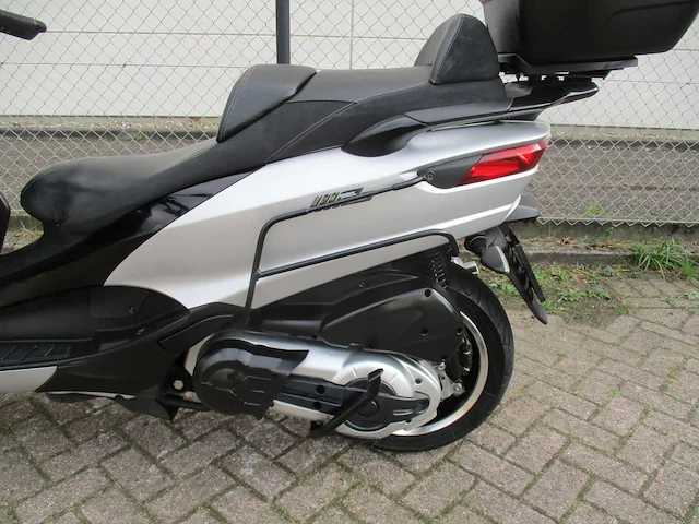 Piaggio mp3 500ie - driewieler motorscooter - abs/asr - motorfiets - afbeelding 3 van  15
