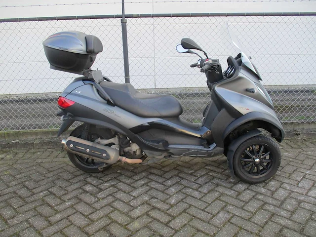 Piaggio mp3 500ie lt - driewieler motorscooter - touring sport - motorfiets - afbeelding 8 van  11