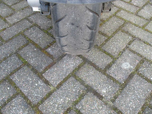 Piaggio mp3 500ie lt - driewieler motorscooter - touring sport - motorfiets - afbeelding 11 van  11