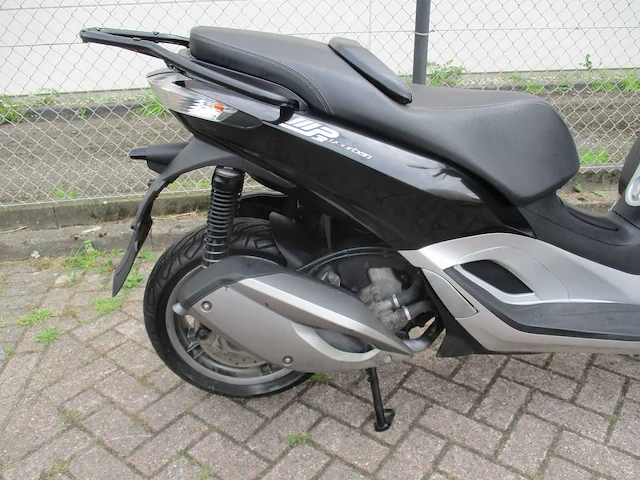 Piaggio mp3 yourban - driewieler motorscooter - rl 300ie - motorfiets - afbeelding 15 van  15