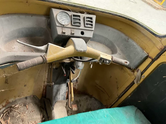 Piaggio p601 personenauto - afbeelding 10 van  10