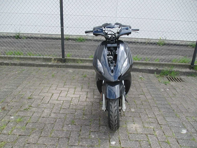 Piaggio restant - snorscooter - new fly 4t - scooter - afbeelding 5 van  11