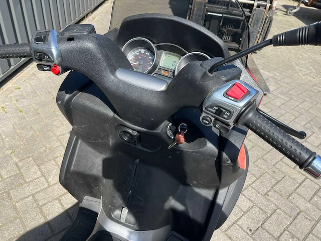 Piaggio scooter 400 mp3 motorfiets - afbeelding 3 van  13
