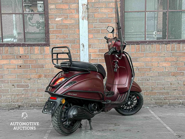 Piaggio sprint vespa 2017 scooter - afbeelding 10 van  23