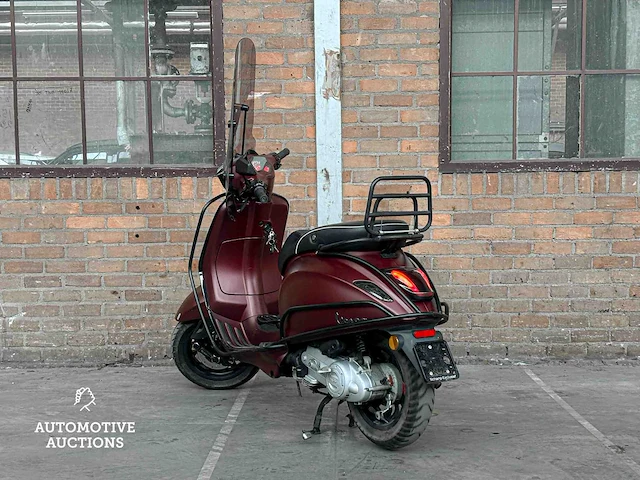 Piaggio sprint vespa 2017 scooter - afbeelding 13 van  23