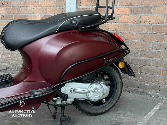 Piaggio sprint vespa 2017 scooter - afbeelding 3 van  23