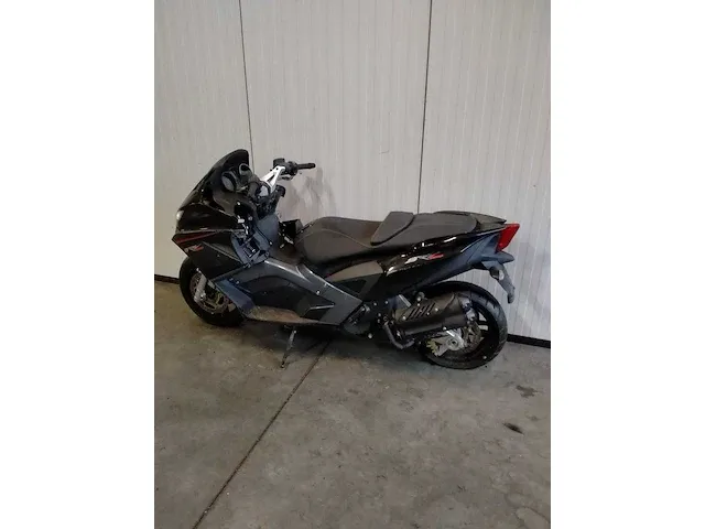 Piaggio srv 850 motorfiets, 1422 - afbeelding 5 van  6