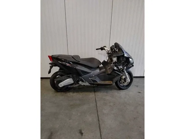 Piaggio srv 850 motorfiets, 1422 - afbeelding 6 van  6