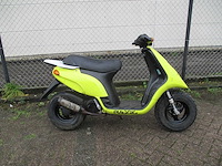 Piaggio typhoon 2 takt - bromscooter - oldtimer - scooter - afbeelding 8 van  11