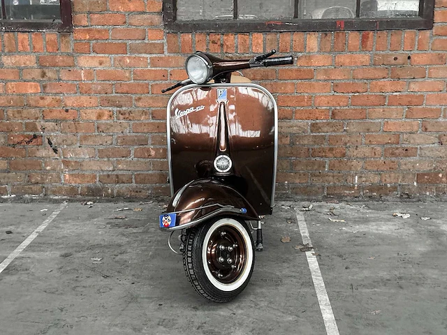 Piaggio vespa classic edition 150cc 1962, nm-0355 motorscooter - afbeelding 11 van  16
