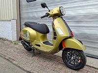 Piaggio vespa gts super sport 300cc motorscooter - afbeelding 7 van  8