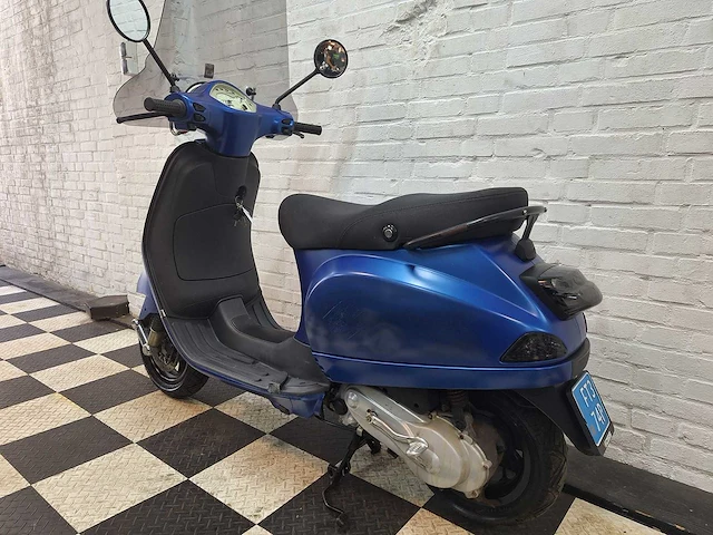 Piaggio vespa lx 25 km snorscooter 2takt - afbeelding 3 van  7