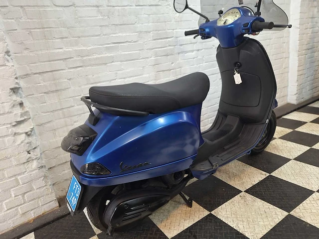 Piaggio vespa lx 25 km snorscooter 2takt - afbeelding 5 van  7