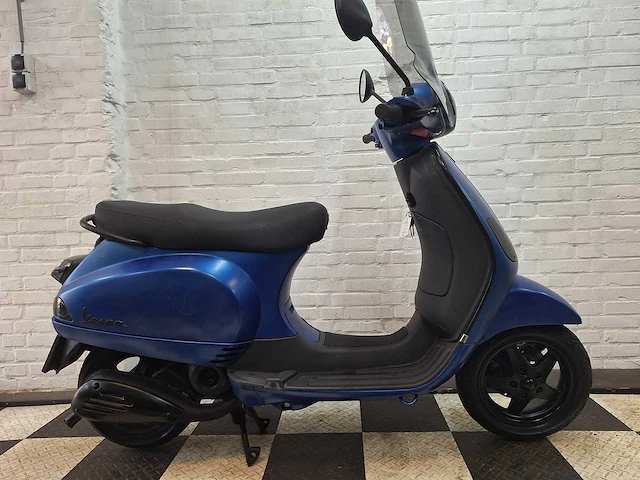 Piaggio vespa lx 25 km snorscooter 2takt - afbeelding 6 van  7