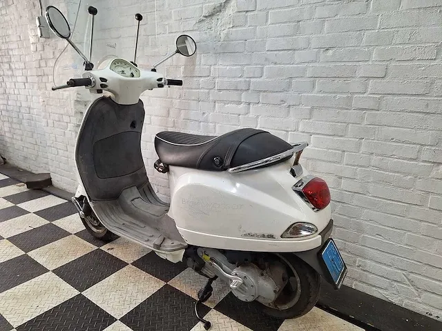 Piaggio vespa lx 25 km snorscooter 4takt - afbeelding 5 van  7