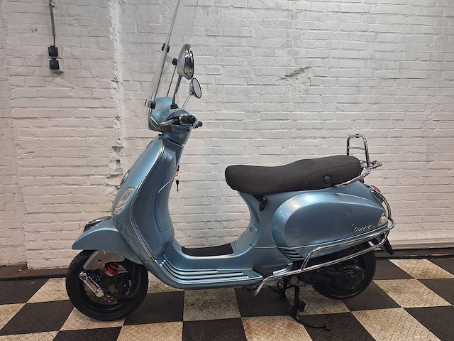Piaggio vespa lx 25 km snorscooter 4takt - afbeelding 1 van  7