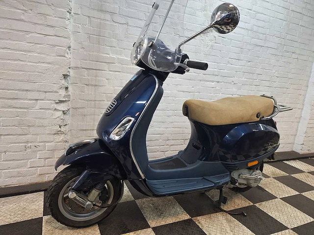 Piaggio vespa lx 45 km bromscooter 4takt - afbeelding 2 van  7