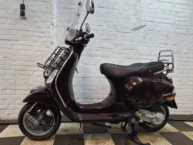 Piaggio vespa lx touring 25 km bromscooter 4takt - afbeelding 1 van  7