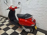 Piaggio vespa lx50 45km bromscooter 4-takt - afbeelding 3 van  7