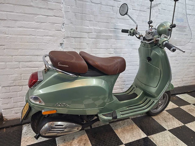 Piaggio vespa lxv 45 km bromscooter 2takt - afbeelding 5 van  7