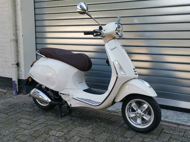 Piaggio vespa primavera 25 km snorscooter 4takt - afbeelding 7 van  7