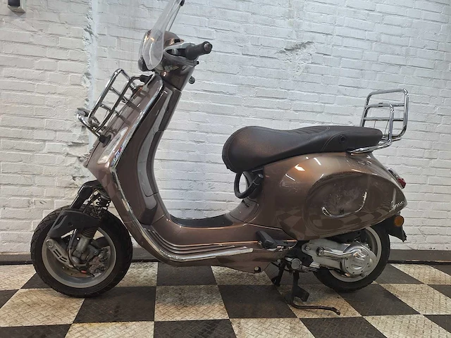 Piaggio vespa primavera 25 km snorscooter 4takt - afbeelding 1 van  7