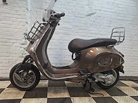 Piaggio vespa primavera 25 km snorscooter 4takt - afbeelding 1 van  7