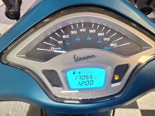 Piaggio vespa primavera 25km snorscooter 4-takt - afbeelding 4 van  8