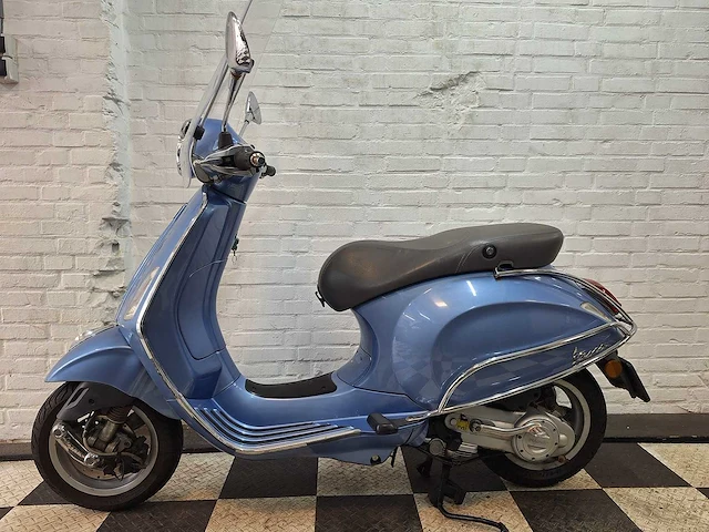 Piaggio vespa primavera 25km snorscooter 4-takt - afbeelding 1 van  7