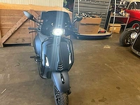 Piaggio vespa primavera 2t brommer scooter - afbeelding 7 van  13