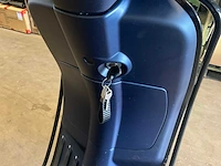Piaggio vespa primavera 2t brommer scooter - afbeelding 12 van  13