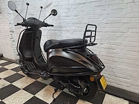 Piaggio vespa primavera 45 km bromscooter 2takt - afbeelding 3 van  7