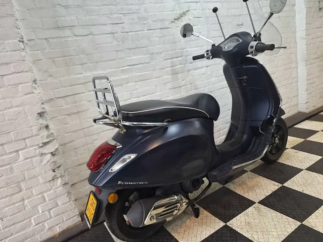 Piaggio vespa primavera 45 km bromscooter 4takt - afbeelding 5 van  7