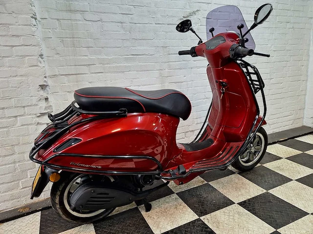 Piaggio vespa primavera 45 km bromscooter 4takt - afbeelding 5 van  7
