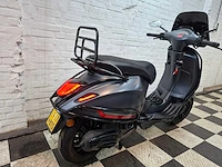 Piaggio vespa primavera 45 km bromscooter 4takt - afbeelding 5 van  7