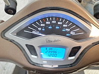 Piaggio vespa primavera 45 km bromscooter 4takt - afbeelding 4 van  7