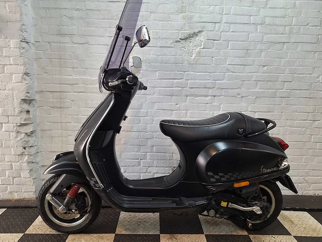 Piaggio vespa s 45 km bromscooter 4takt - afbeelding 1 van  7
