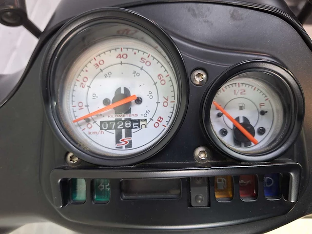Piaggio vespa s 45 km bromscooter 4takt - afbeelding 4 van  7