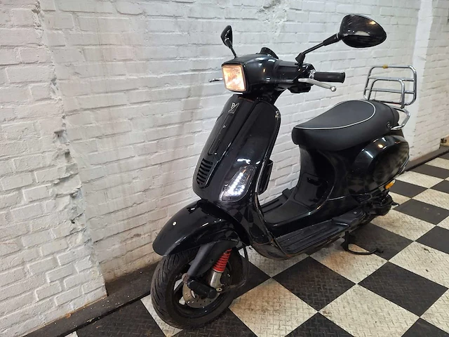 Piaggio vespa s 45 km bromscooter 4takt - afbeelding 2 van  7