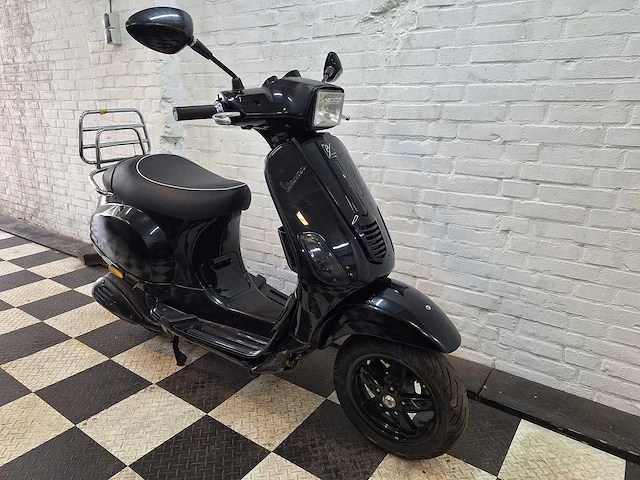 Piaggio vespa s 45 km bromscooter 4takt - afbeelding 7 van  7