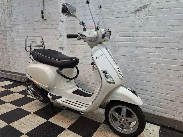 Piaggio vespa s 45 km bromscooter 4takt - afbeelding 7 van  7