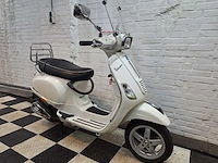 Piaggio vespa s 45 km bromscooter 4takt - afbeelding 7 van  7