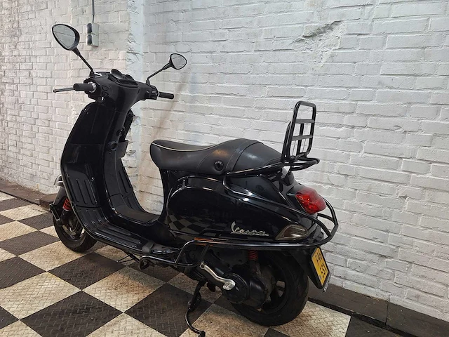 Piaggio vespa s 45 km bromscooter 4takt - afbeelding 3 van  7
